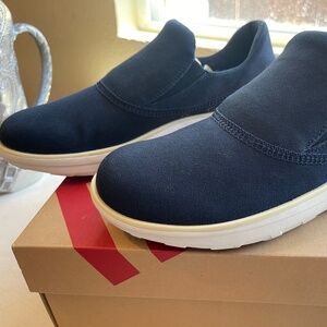 Fit Flop Slide On tennis shoes